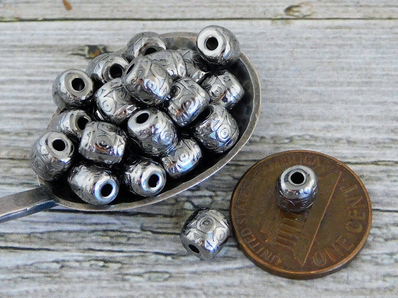 Drum Beads - Barrel Beads - Metal Beads - Gunmetal Beads - Metal Spacers - Spacer  Beads - 5x6mm - 25pcs - (A289)
